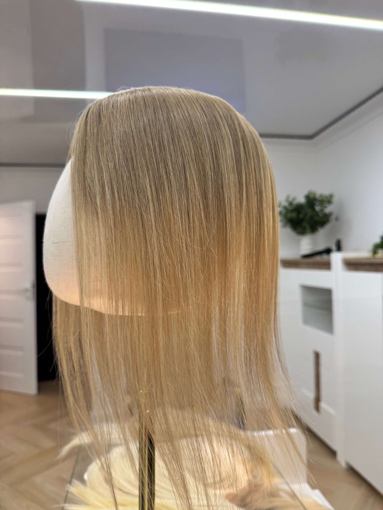 Topper damski blond / niepełny delikatny