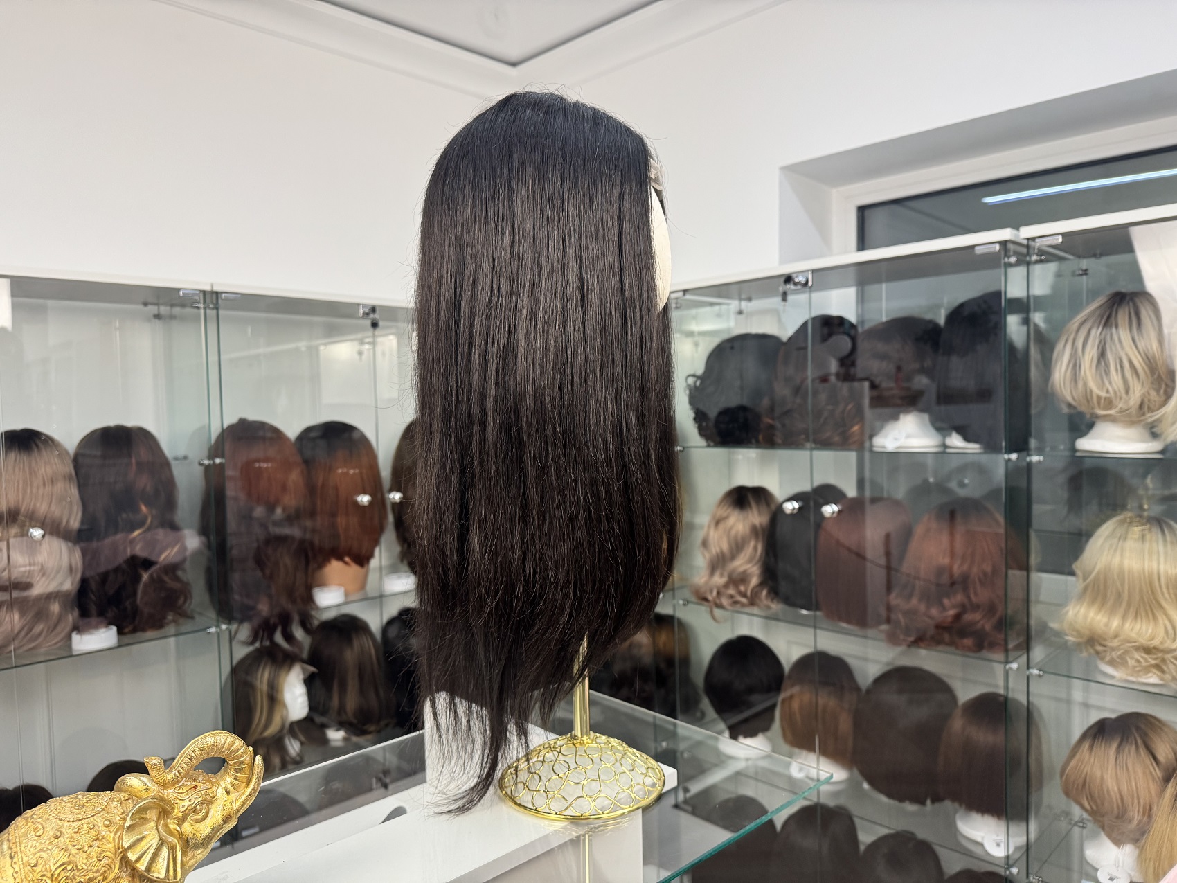 Naturalna peruka – głęboki czekoladowy brąz, pełna konstrukcja Lace