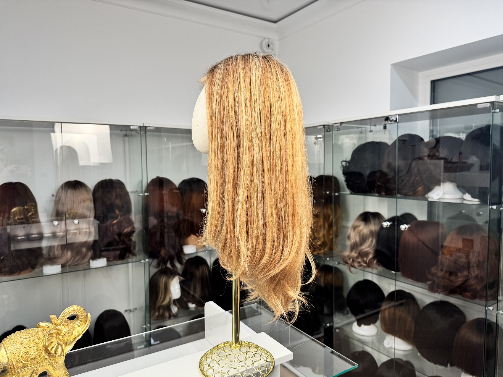 Naturalna peruka medyczna – Lace Front, imitacja skóry głowy